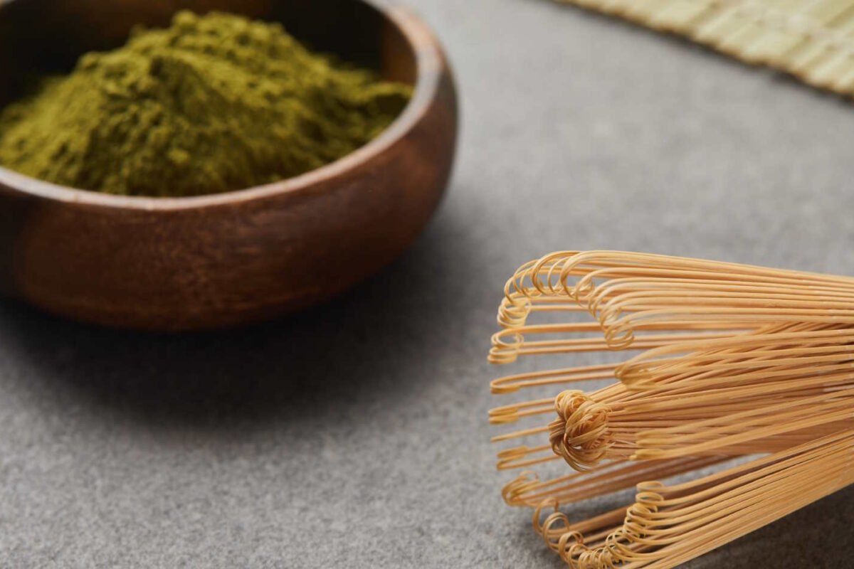 Co daje matcha? Niezwykłe właściwości w każdej filiżance